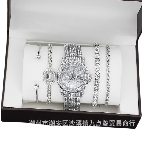 Women's Watch suit with Bracelet 4